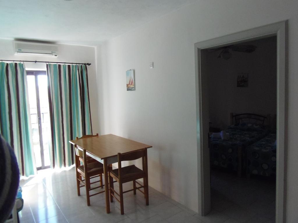 Aparthotel White Dolphin Complex Qawra Exterior foto