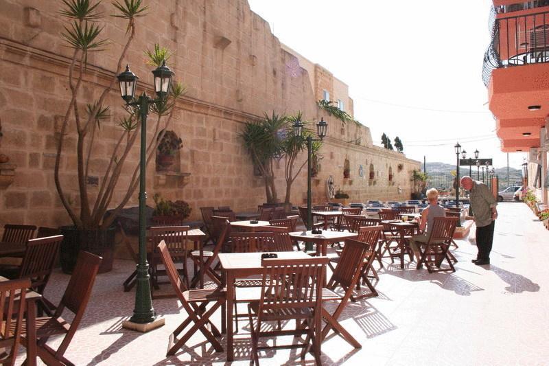 Aparthotel White Dolphin Complex Qawra Exterior foto