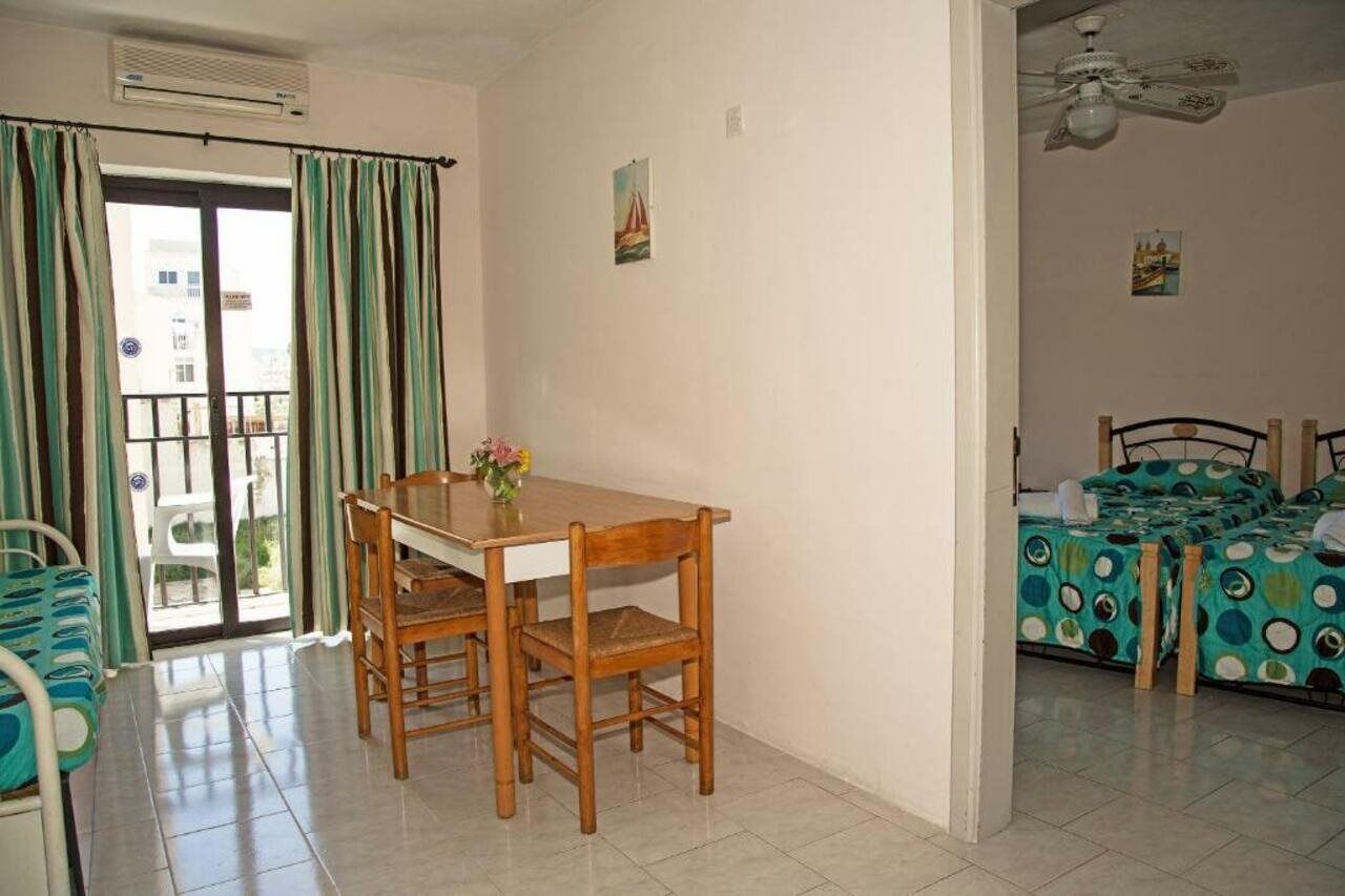Aparthotel White Dolphin Complex Qawra Exterior foto